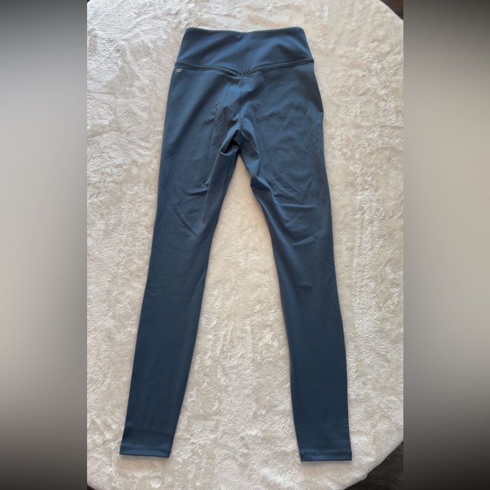 NWOT Fabletics Motion365 Leggings in Dark Blue - Picture 6 of 13